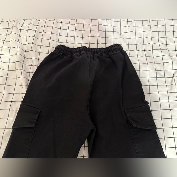 Oak & Fort Black Cargo Pants - Picture 2 of 3